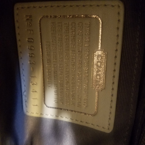 Large leather hobo Coach purse - Picture 5 of 8